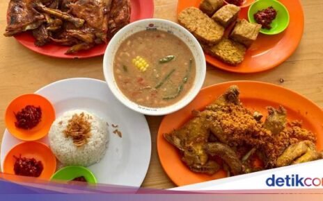 Gurihnya Nagih! 7 Ayam Goreng Kampung Legendaris yang Wajib Dicoba