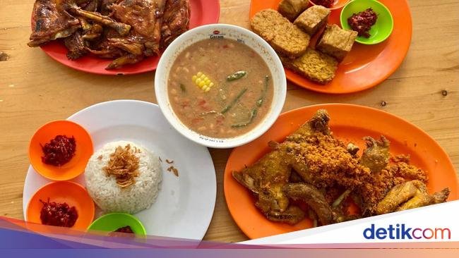 Gurihnya Nagih! 7 Ayam Goreng Kampung Legendaris yang Wajib Dicoba