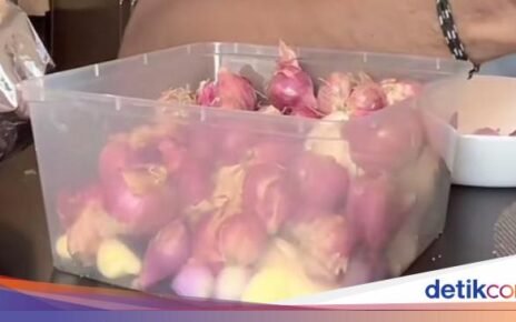 Kocak! Komentar Arya Khan usai Cicip Pisgor dan Donat Pinkan Mambo