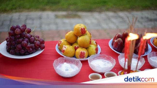 5 Persembahan Makanan pada Festival Hantu Ini Punya Makna Mendalam