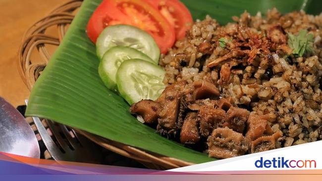 Seru! Berburu Lekker hingga Nasgor Babat Legendaris di Tjap Legende Surabaya