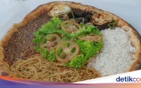 10 Potret Kombinasi Makanan Paling Absurd ala Netizen, Tertarik Coba?