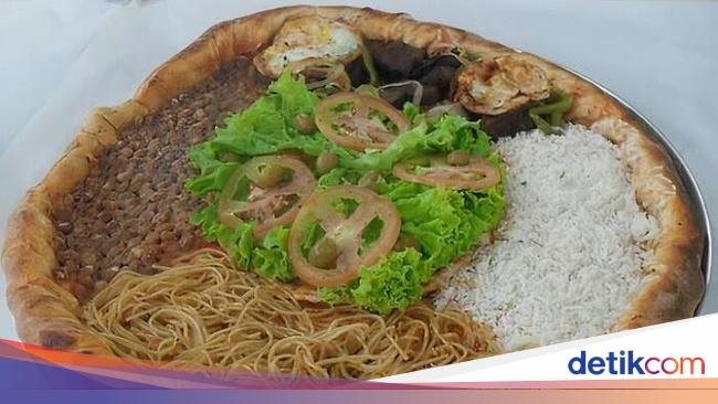 10 Potret Kombinasi Makanan Paling Absurd ala Netizen, Tertarik Coba?