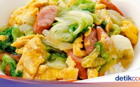 Resep Tumis Telur Sosis Campur Sayuran yang Gurih Praktis