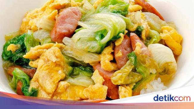 Resep Tumis Telur Sosis Campur Sayuran yang Gurih Praktis