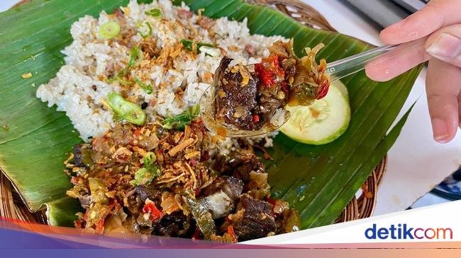 5 Tempat Makan 'Hidden Gem' Favorit di Tebet, Ada yang dalam Gang!