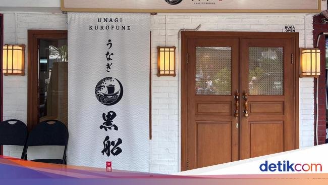 Antre Sebulan Demi Cicip Unagi Butter Favorit Raditya Dika dan Sheila Dara