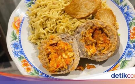 Murah Tapi Enak, 5 Warmindo yang Punya Racikan Mie Instan Spesial