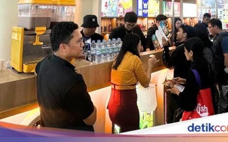 Buka Booth di LaLaLa Fest, Orang Tua Tuai Pujian dari Public Figure