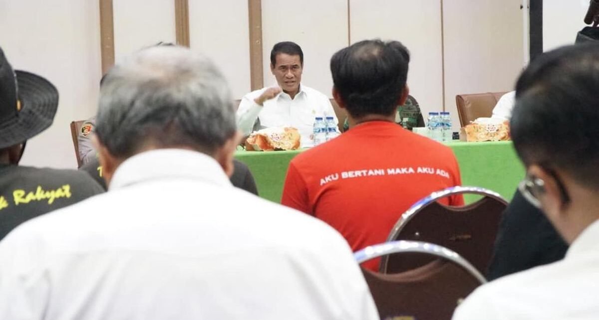 Mentan Amran Beri Solusi Cepat Ribuan Petani Pendemo