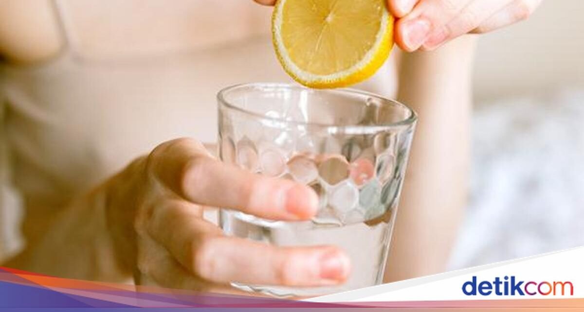 Dokter Ungkap 4 Kesalahan Terbesar Saat Minum Air Lemon
