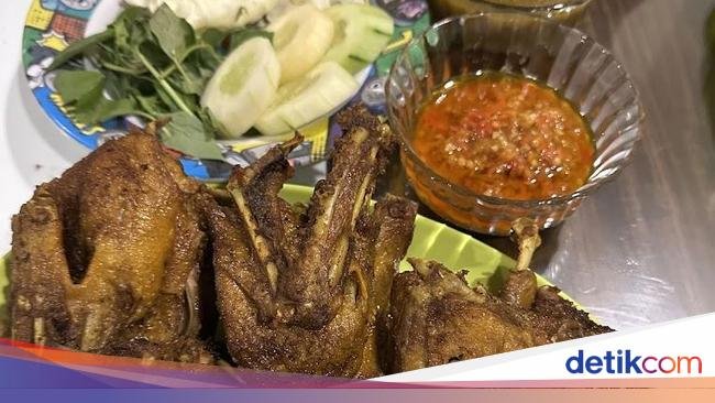 10 Bebek Goreng di Surabaya yang Nikmatnya Melegenda
