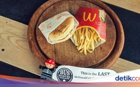 Gerainya Tutup 16 Tahun Lalu, Burger McD Ini Berakhir Jadi Fosil
