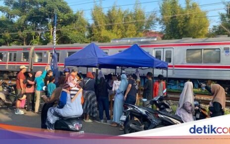 Kisah Gen Z Jualan Cheesecake Rp 10 Ribu di Pinggir Rel, Ludes dalam 3 Jam!