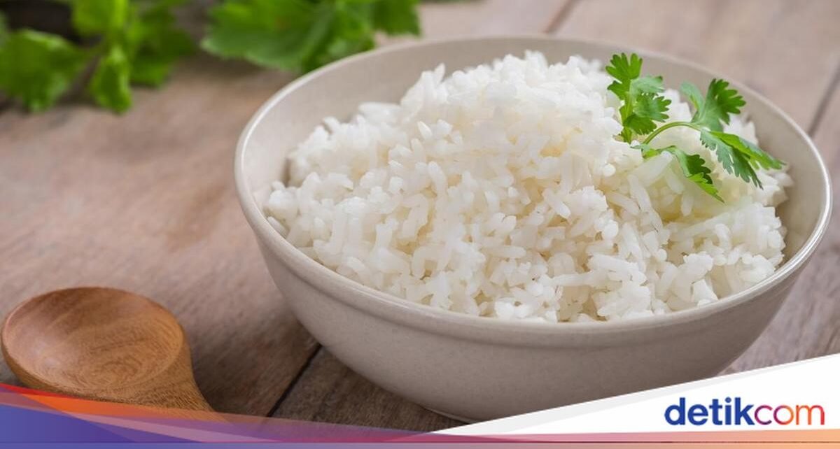 Tips Masak Nasi Mudah dan Praktis Pakai Microwave, Begini Caranya!