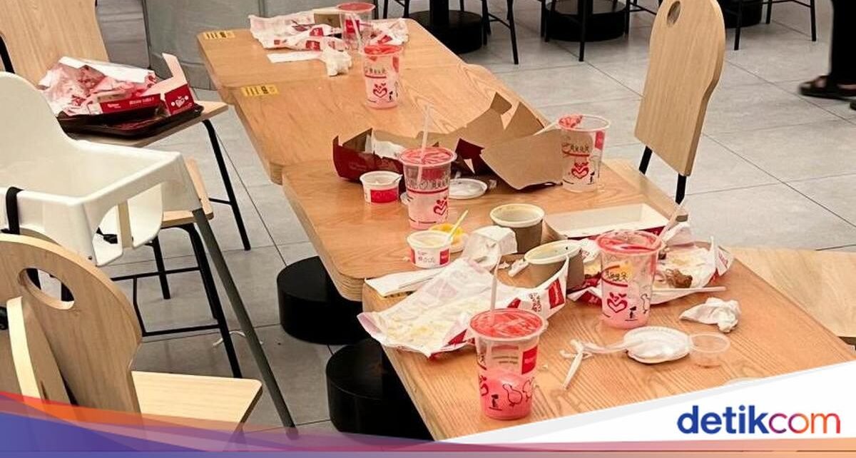 Jadi Kontroversi! Dokter Bilang Pelanggan Tak Perlu Bereskan Meja di Resto