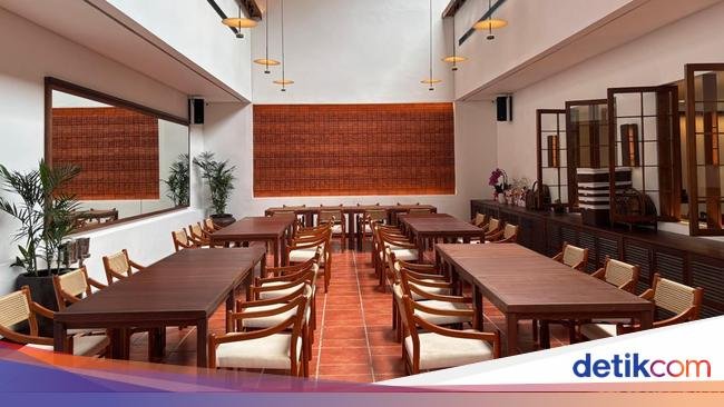 Unik! Resto Baru di Jaksel Ini Punya Menu Lawar Udang dan Ayam Guling