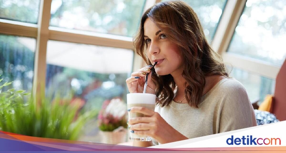 Bahaya! 5 Kebiasaan Ngopi Ini Bikin Berat Badan Melonjak