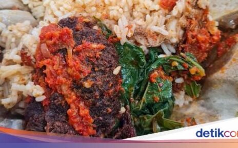 4 Alasan Porsi Nasi Padang Bungkus Lebih Banyak daripada Makan di Tempat