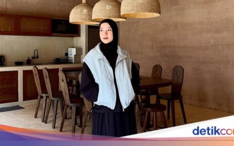 Seru! Nissa Sabyan Hobi Hangout Sambil Kulineran di Puncak
