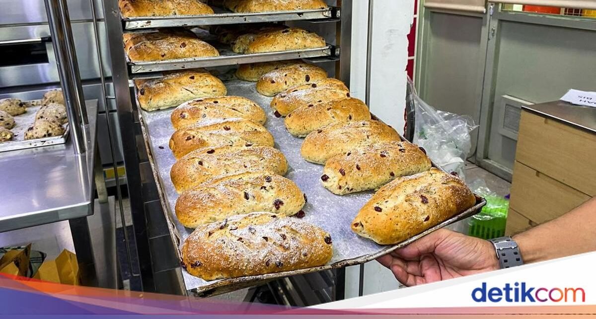 Viral! 7 Roti Hits Bandung yang Bikin Antre Panjang di 2025