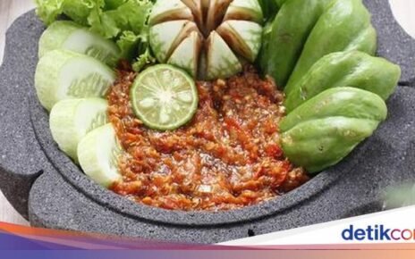 Resep Sambal Tempong yang Pedasnya Menyengat Bikin Nagih