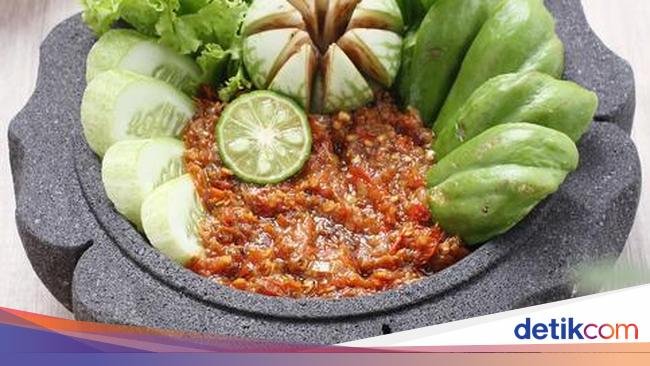 Resep Sambal Tempong yang Pedasnya Menyengat Bikin Nagih