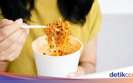 Bahaya Konsumsi Mie Instan, 5 Korban Dirawat di RS hingga Meninggal