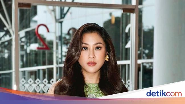 Potret Sherina Munaf Nikmati Kopi hingga Masak Makanan Turki