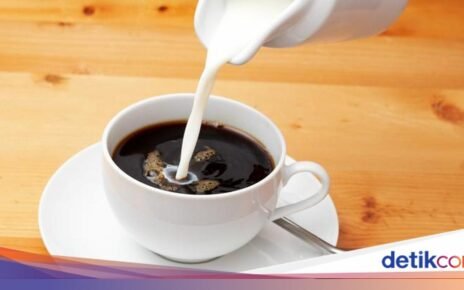 Kenapa Minum Kopi pakai Susu Lebih Enak? Ini Alasan Ilmiahnya