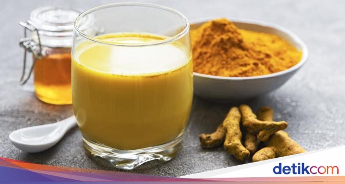 7 Manfaat Rutin Minum Susu Kunyit Sebelum Tidur, Cobain Deh!
