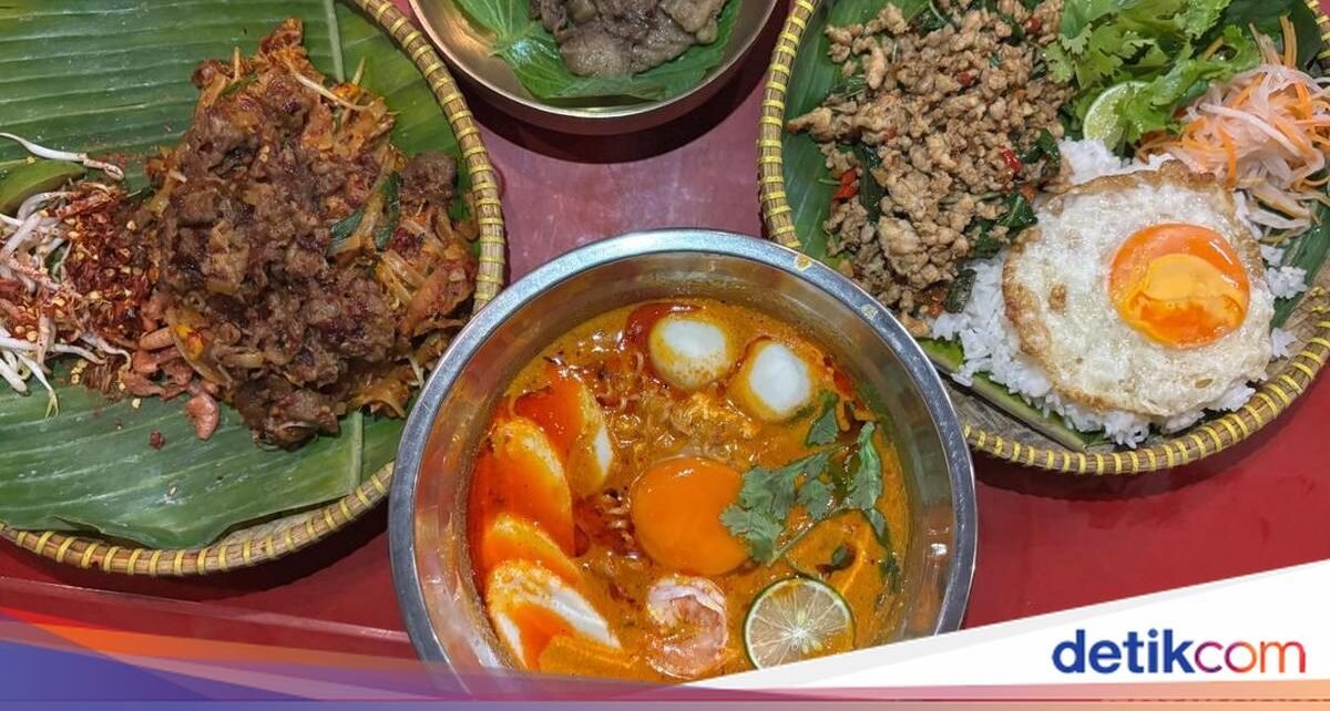 Baru! Warung Tenda di Tebet Jualan Menu Bun Cha hingga Pad Kra Pao