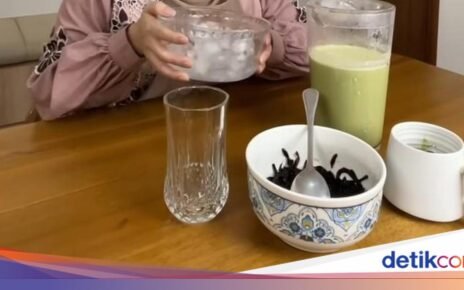 Tya Ariestya, Juragan Kos yang Hobi Jajan Durian hingga Donat