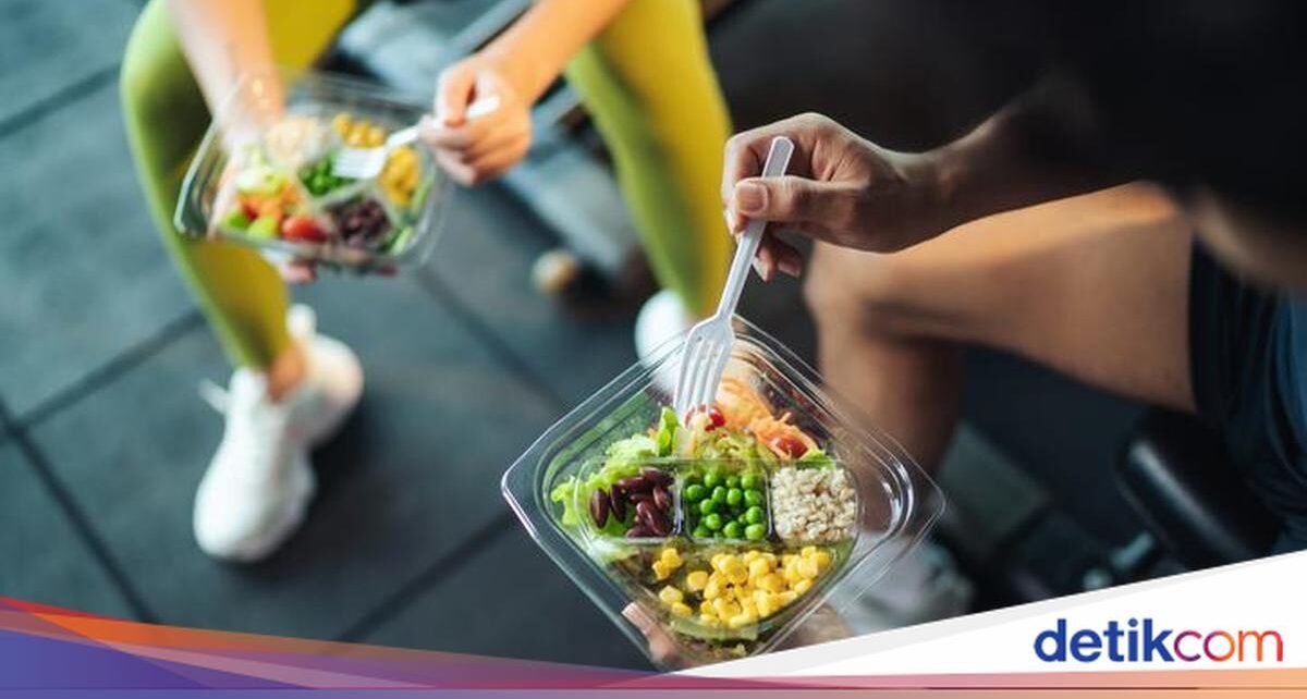 Lebih Baik Makan Sebelum atau Sesudah Olahraga? Ini Kata Ahli