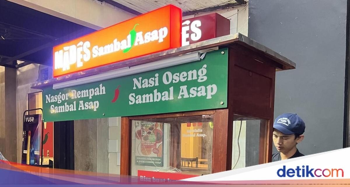 Baru di Jaksel! Warung Ini Punya Sambal Asap hingga Oseng Mercon Nikmat