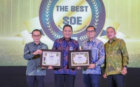 Kinerja Unggul BRI Terima 2 Penghargaan Indonesia Economic Summit 2025