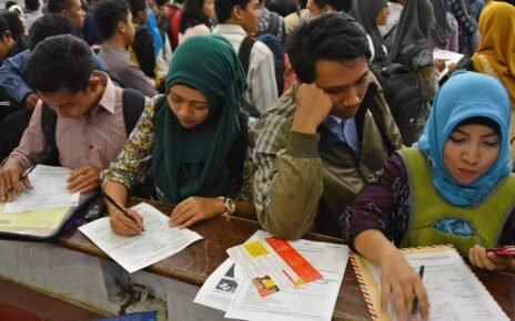 4 Catatan Buruh Agar Magang Bergaji UMP Tak Dieksploitasi Pengusaha