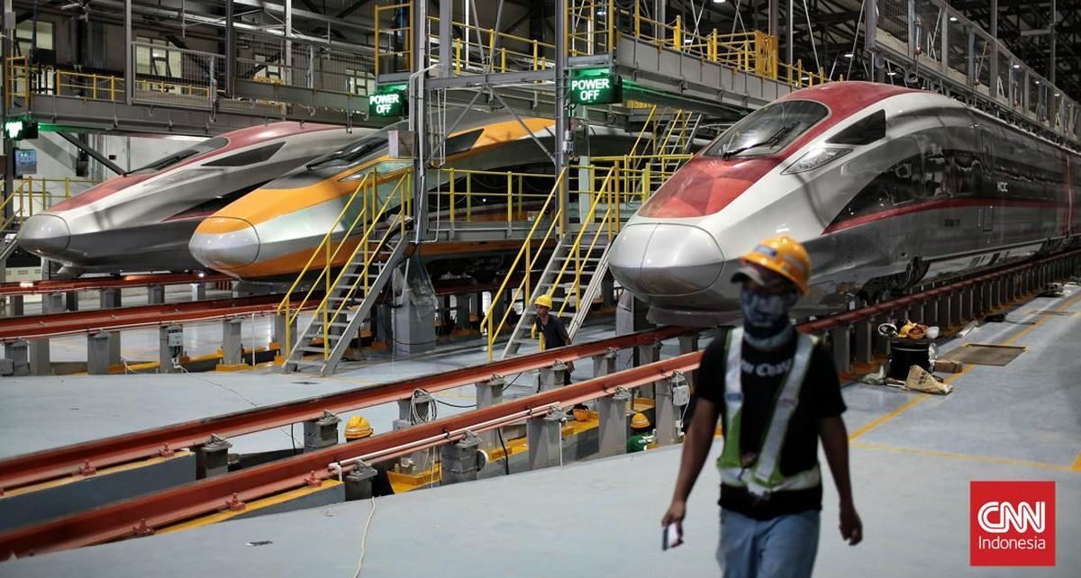 Masalah-masalah Kereta Cepat yang Disebut Barang Busuk oleh Luhut