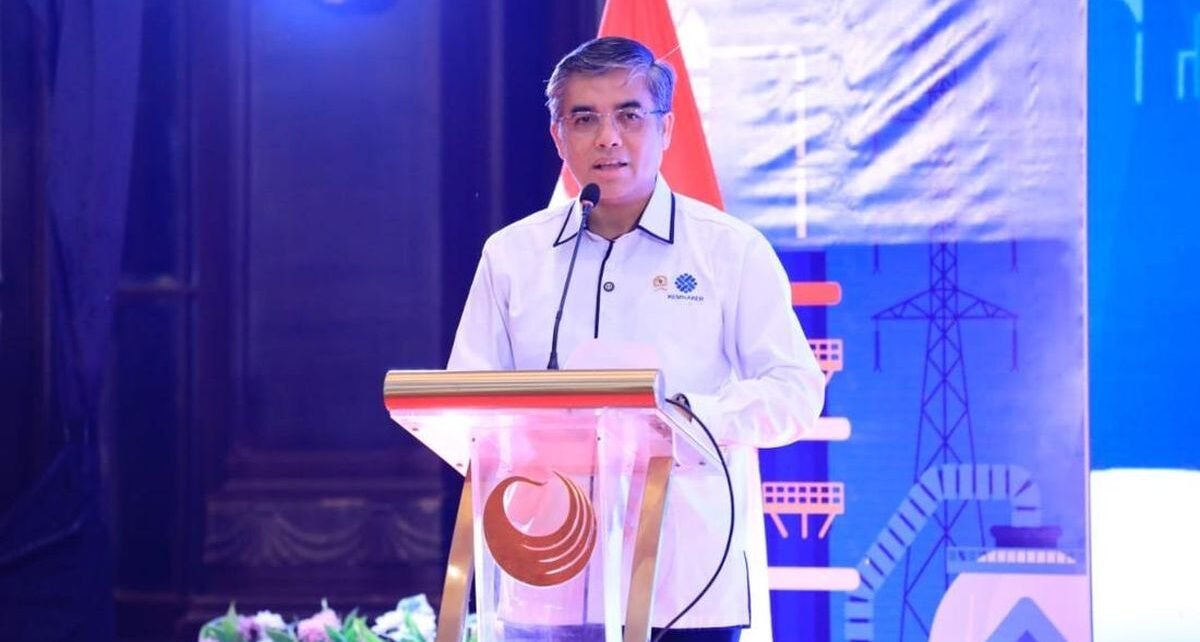 Menaker Ajak SP BUMN Bersiap Hadapi Disrupsi AI dan Industri Hijau