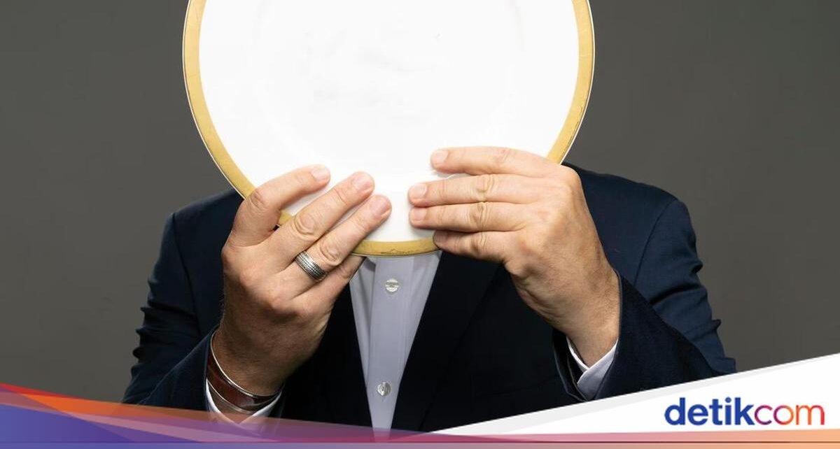 25 Tahun Menyamar Demi Makan, Kritikus Makanan Ini Akhirnya Pensiun