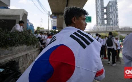 Demo Calon Pekerja Migran Tuntut Segera Berangkat ke Korsel