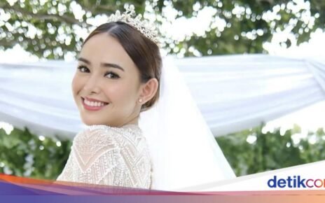 Potret Manis Amanda Manopo Saat Kulineran dan Ngopi Bareng Keluarga