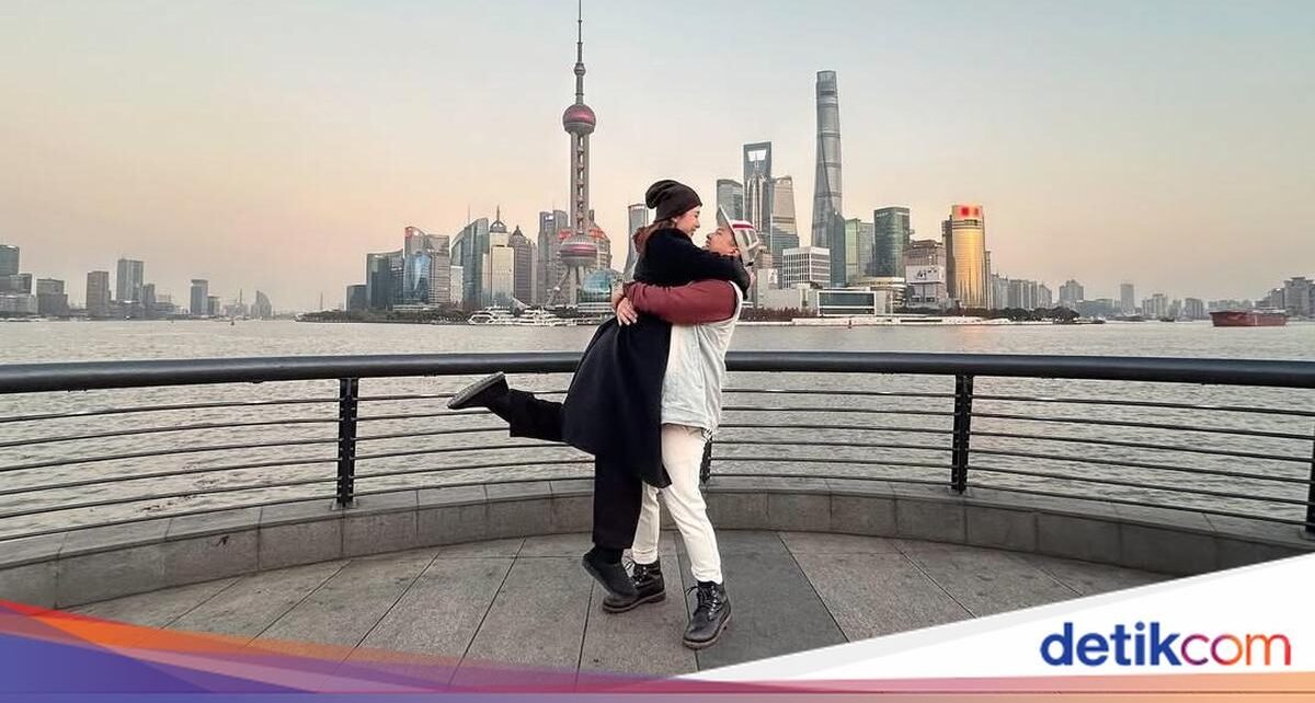 Rayakan Anniversary ke-10, Glenn dan Chelsea Olivia Hobi Kulineran Romantis