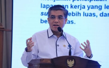 Menaker Tekankan Pentingnya Produktivitas Sambut Bonus Demografi