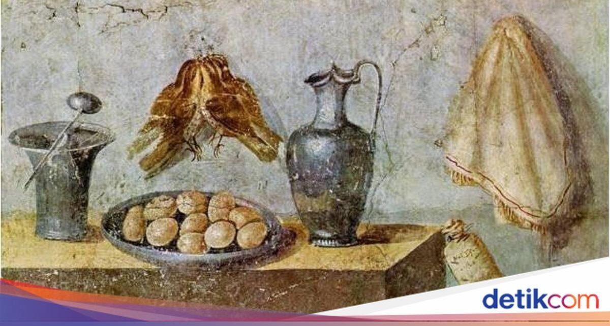 5 Makanan Kuno Paling Nyeleneh di Dunia, Ada Sup Darah hingga Merak
