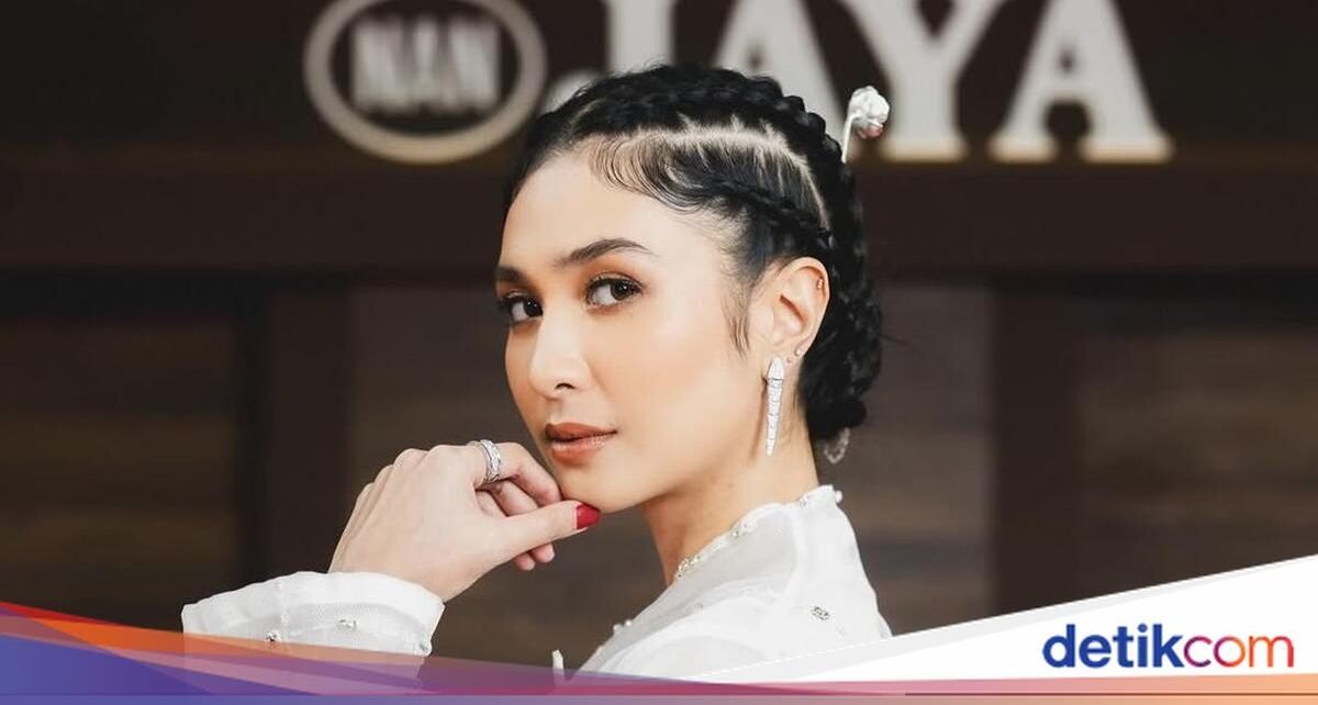 Mikha Tambayong Asyik Kulineran di Taiwan Hingga Ngopi di Jogja