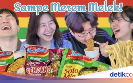 Orang Korea Cobain Indomie Rendang dan Soto Mie, Doyan atau Kapok?