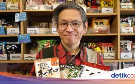 'Raja Mie Instan' Sudah Cicip Lebih dari 10 Ribu Mie Selama 30 Tahun!