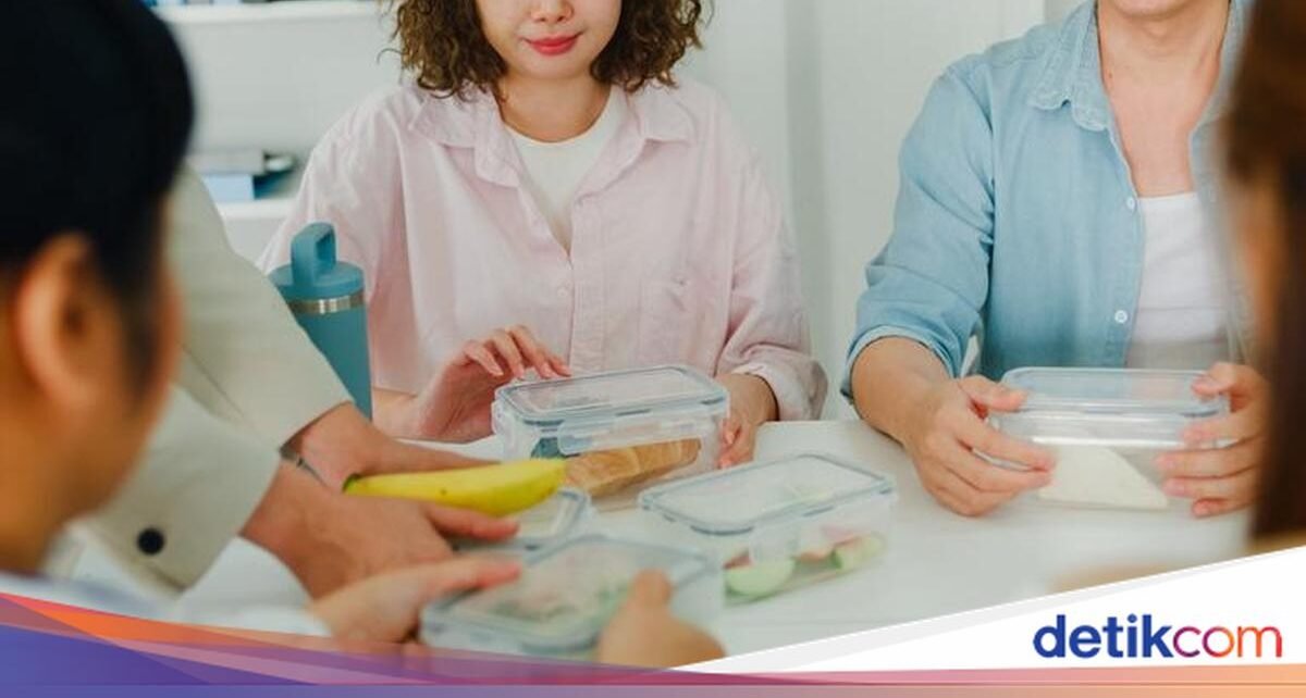 Menu Bekalnya Dinyinyiri, Wanita Ini Jaga Jarak dari Rekan Kerja 'Toxic'