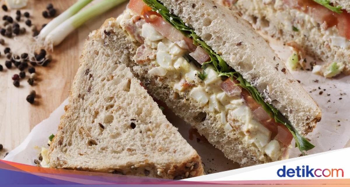 Resep Sandwich Isi Salad Telur yang Simpel Buat Bekal